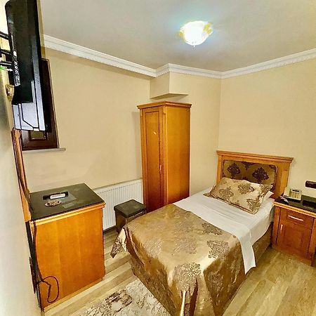 Grand Papirus Hotel Istanboel Buitenkant foto