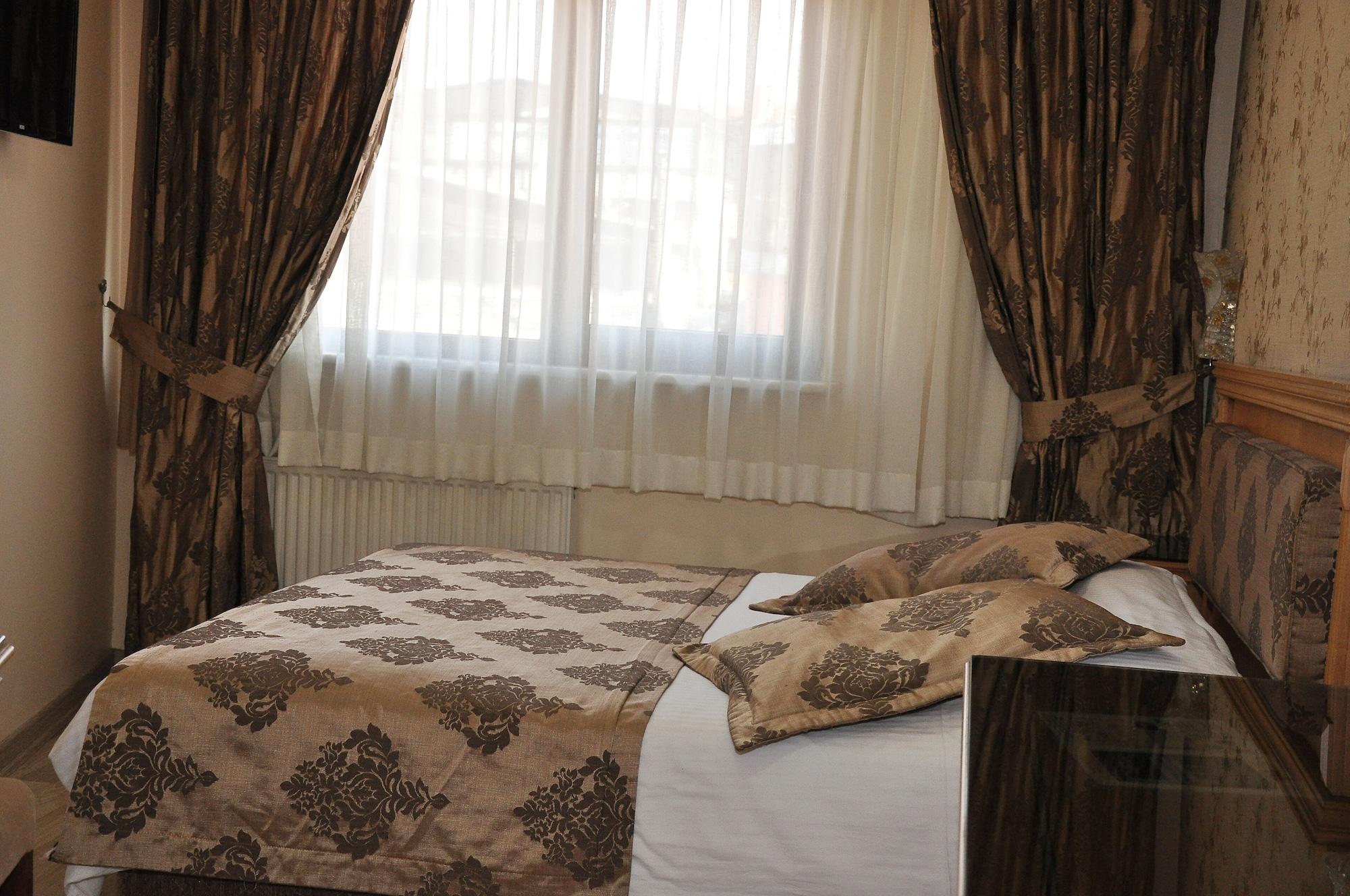 Grand Papirus Hotel Istanboel Buitenkant foto