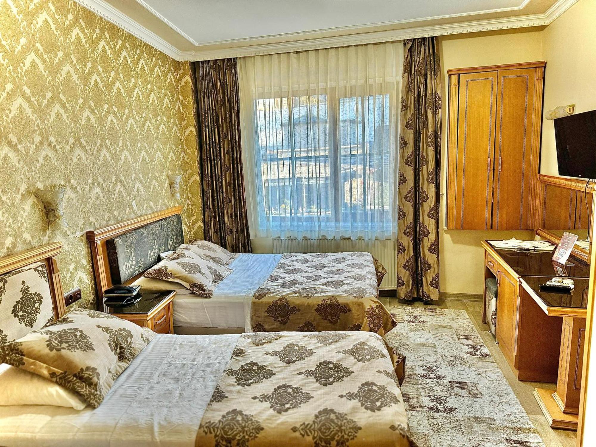 Grand Papirus Hotel Istanboel Buitenkant foto
