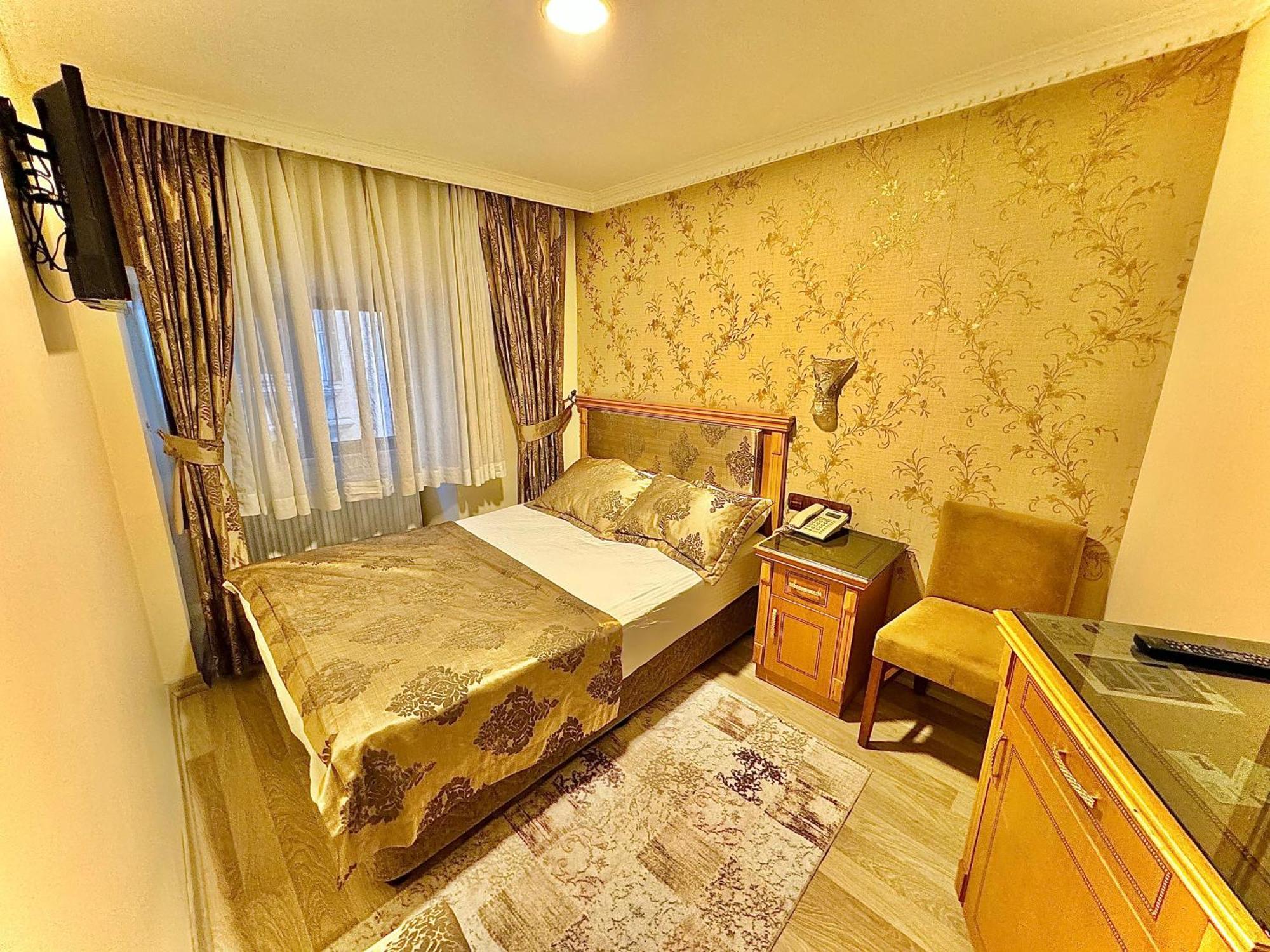 Grand Papirus Hotel Istanboel Buitenkant foto