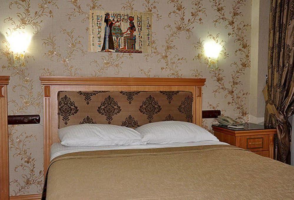 Grand Papirus Hotel Istanboel Buitenkant foto
